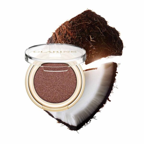 Ombre Skin Eyeshadow | Primer-Infused Nude Eyeshadow in Satin, Pearlized, + Matte Finishes | CLARINS®